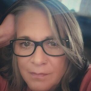 Meet your Posher, Connie